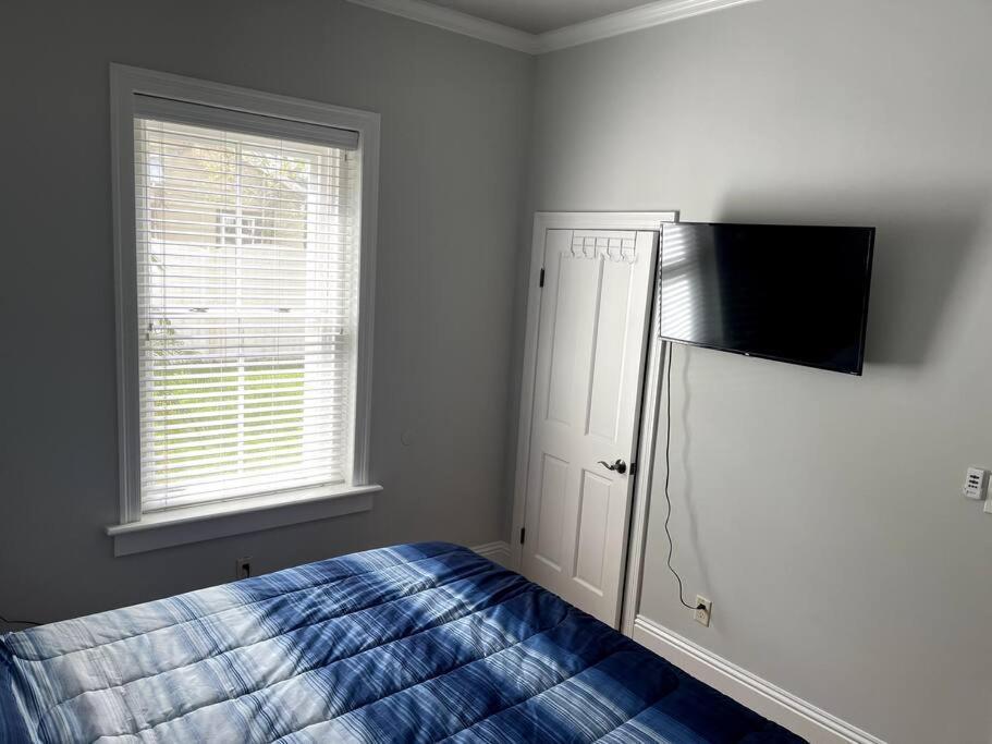 Cozy Quiet St Augustine Private Condo - 2Bed, 1 Bath, Sleeps 6, Steps To Historic St Augustine Center & All Tourist Attractions, Restaurants, Cafes, Backyard, Porch St. Augustine Buitenkant foto